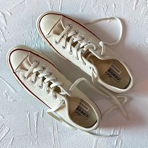 Never worn brand new- Chuck 70 Vintage Canvas
 size 9w/ 7m （converse ）